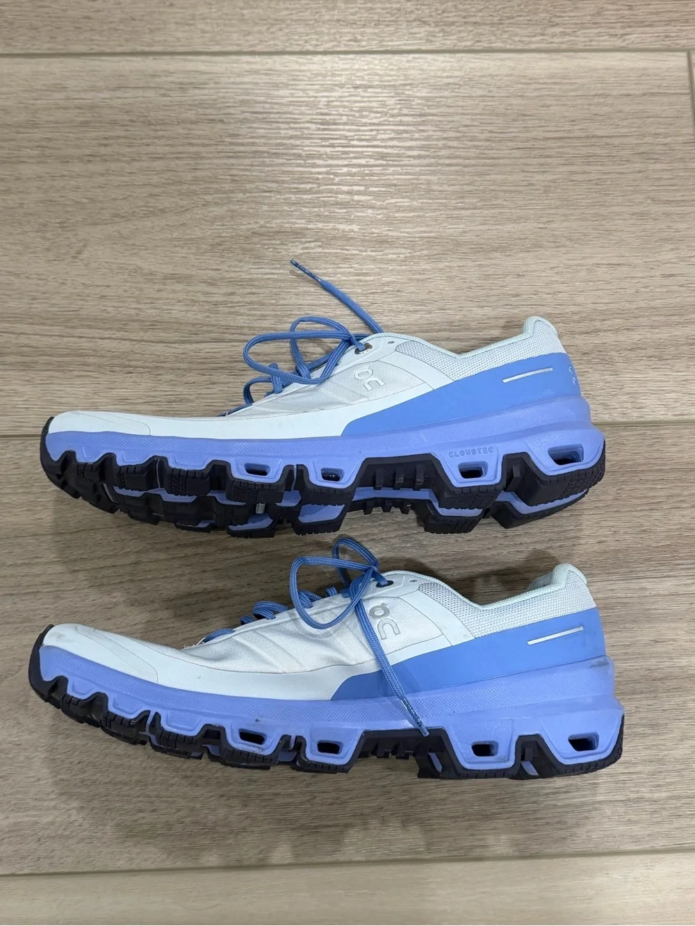 On Cloudventure Women’s 10 Arctic Marina 32.99256 Trail Running Shoes Comfort